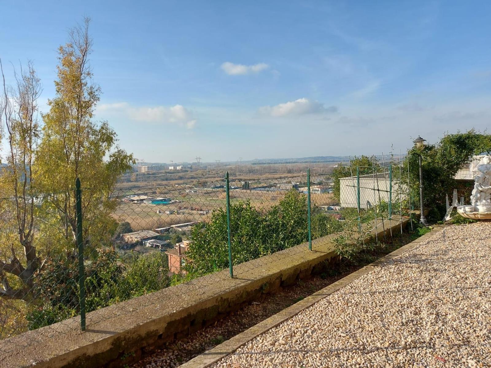 Casa Panoramica Con Cortile A 15' Da Hébergement de vacances *
